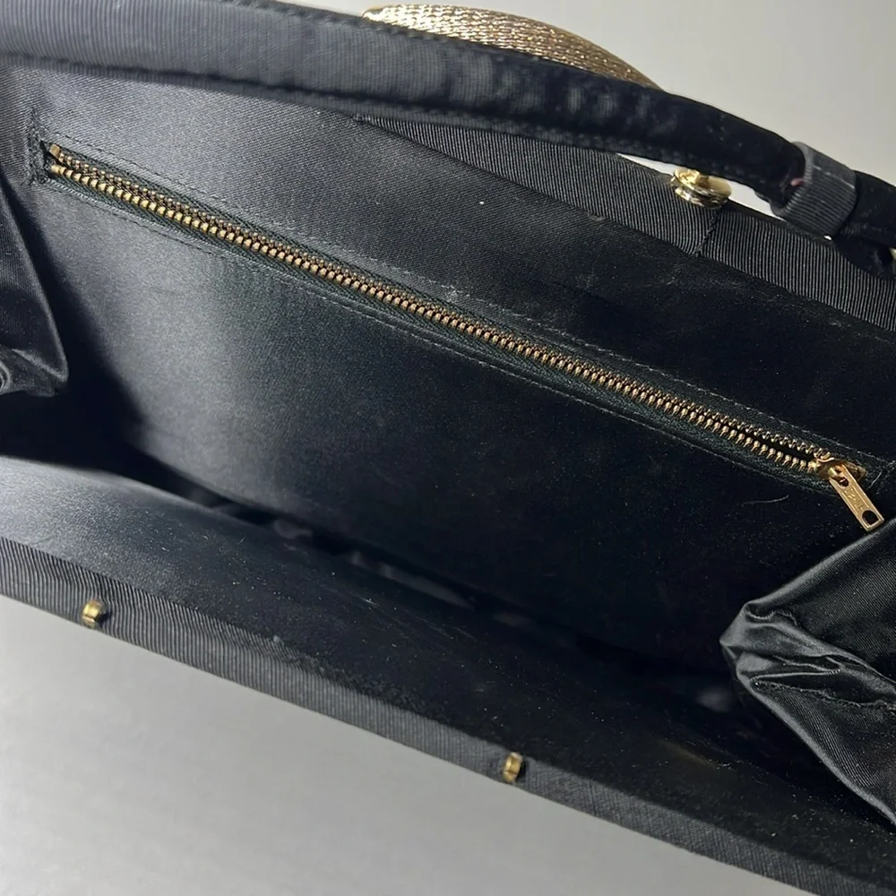 1960’s Black Large Structured Crepe Polyester Kisslock Handbag